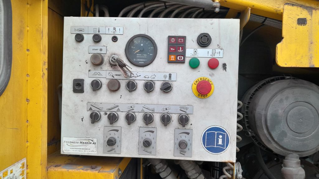 Sijātājs KEESTRACK Novum 4215: foto 16 Sijātājs KEESTRACK Novum 4215: foto 16