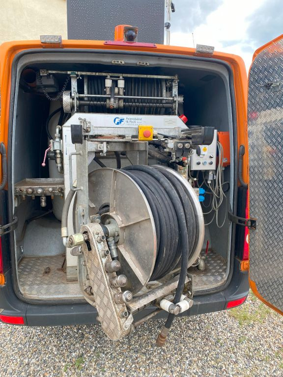 Volkswagen Crafter Feierabend und Fock HD 40 NA M - Asenizācijas mašīna: foto 1 Volkswagen Crafter Feierabend und Fock HD 40 NA M - Asenizācijas mašīna: foto 1