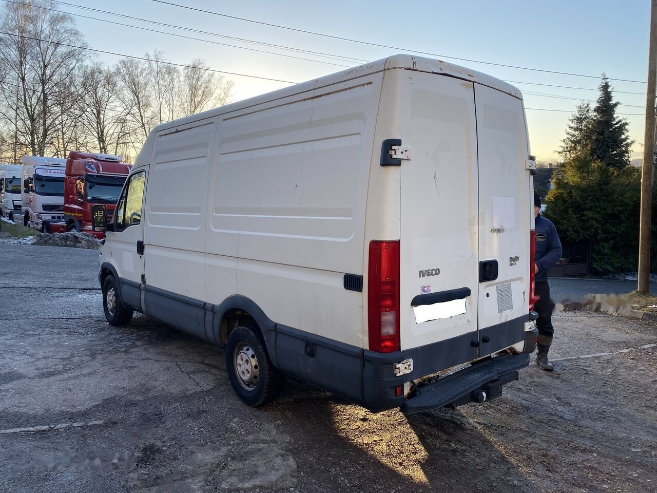 IVECO Daily 35S12 - Kravas mikroautobuss: foto 3 IVECO Daily 35S12 - Kravas mikroautobuss: foto 3