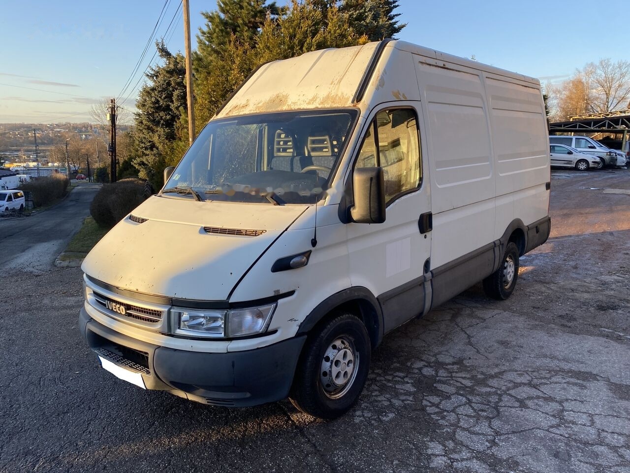 IVECO Daily 35S12 - Kravas mikroautobuss: foto 1 IVECO Daily 35S12 - Kravas mikroautobuss: foto 1