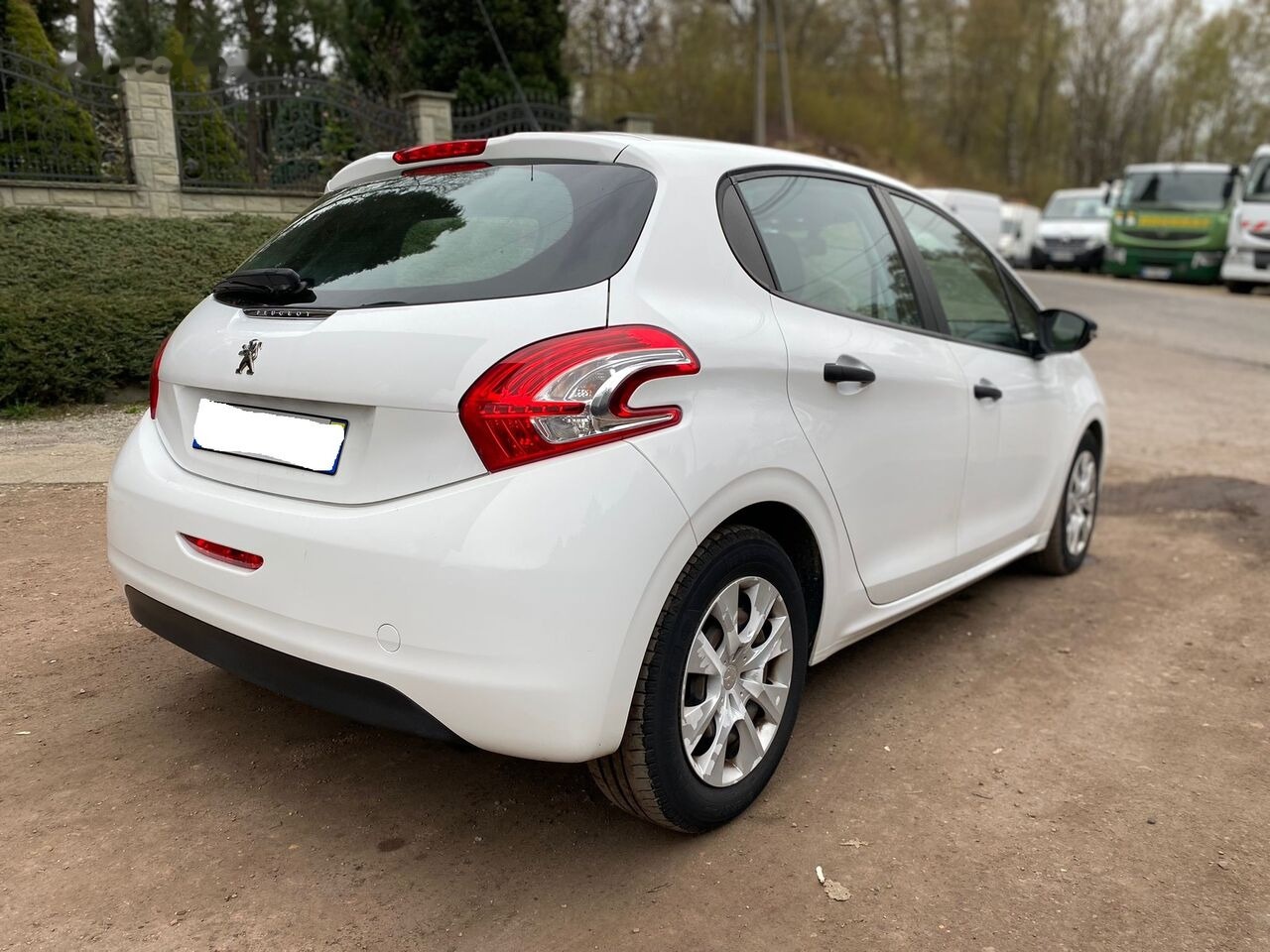 Peugeot 208 - Hečbeks: foto 5 Peugeot 208 - Hečbeks: foto 5