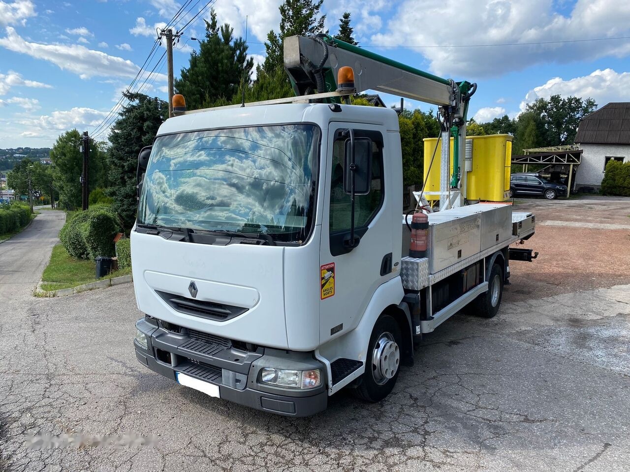 Renault Midlum Dci 220 - Autopacēlājs: foto 1 Renault Midlum Dci 220 - Autopacēlājs: foto 1