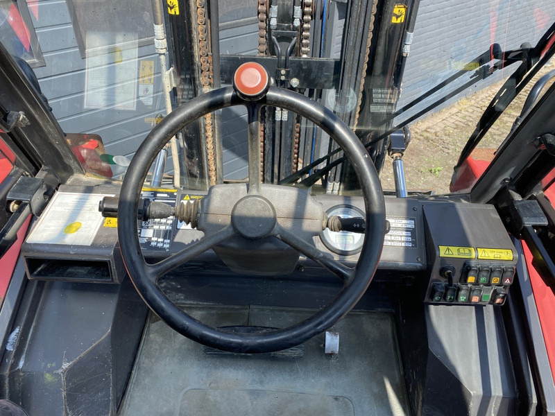 Manitou M 30-4 ST3B ST3B - Bezceļu autokrāvējs: foto 5 Manitou M 30-4 ST3B ST3B - Bezceļu autokrāvējs: foto 5