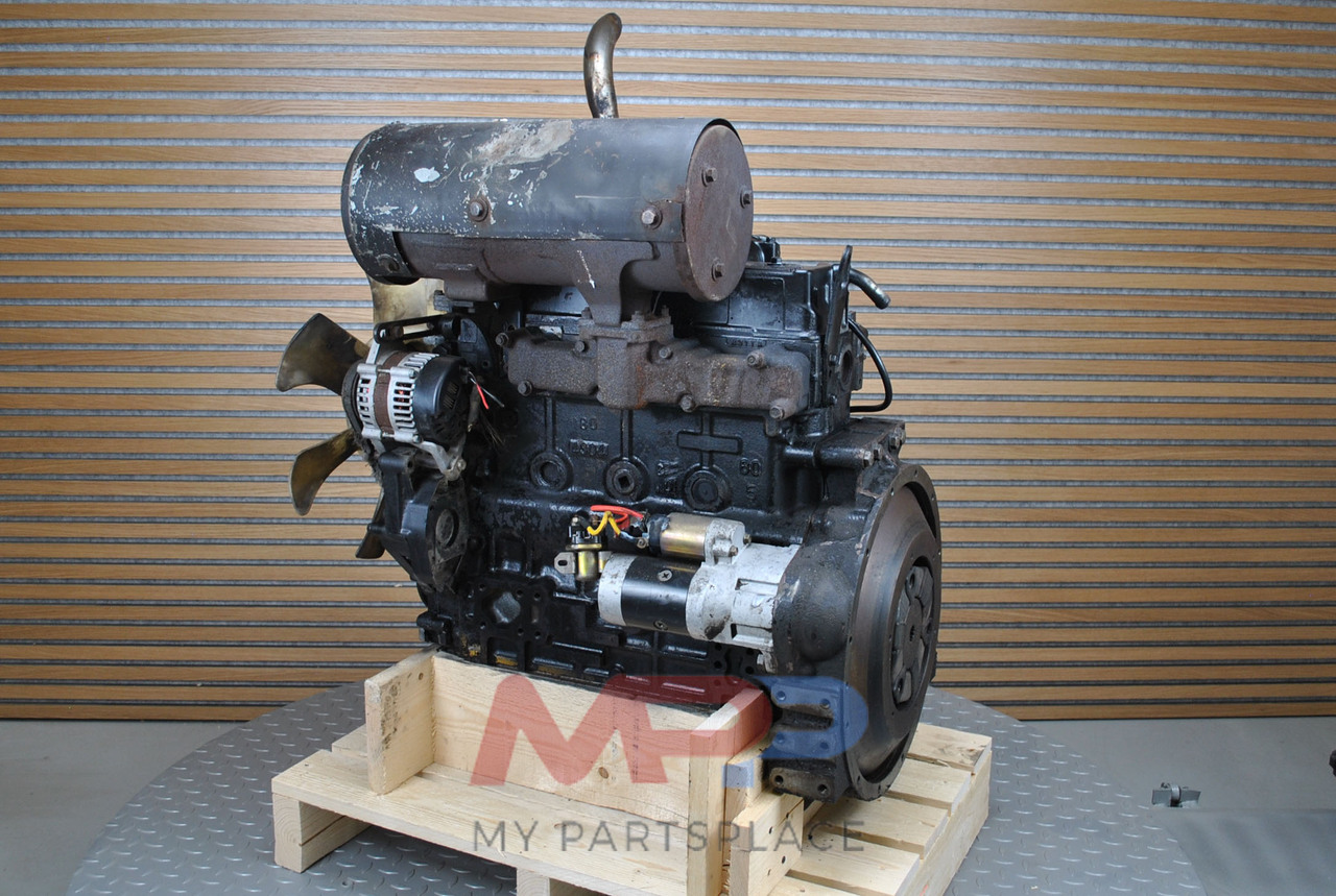 Yanmar 4TNE94L - Dzinējs un rezerves daļas - Ekskavators: foto 5 Yanmar 4TNE94L - Dzinējs un rezerves daļas - Ekskavators: foto 5