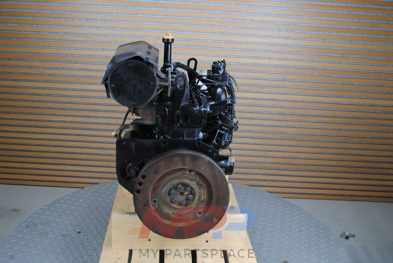 Yanmar Yanmar 3TN84 - Dzinējs: foto 3 Yanmar Yanmar 3TN84 - Dzinējs: foto 3