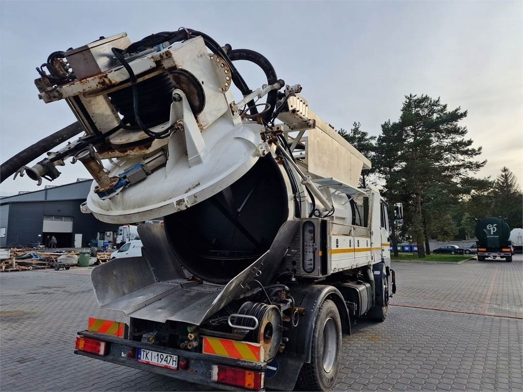 MAN WUKO MORO KOMBI FOR CHANNEL CLEANING - Komunālā/ Specializētā tehnika: foto 1 MAN WUKO MORO KOMBI FOR CHANNEL CLEANING - Komunālā/ Specializētā tehnika: foto 1