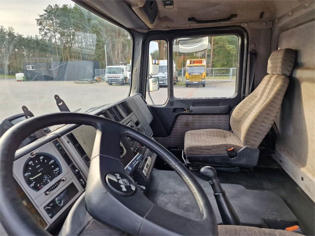 MAN WUKO MORO KOMBI FOR CHANNEL CLEANING - Asenizācijas mašīna: foto 4 MAN WUKO MORO KOMBI FOR CHANNEL CLEANING - Asenizācijas mašīna: foto 4