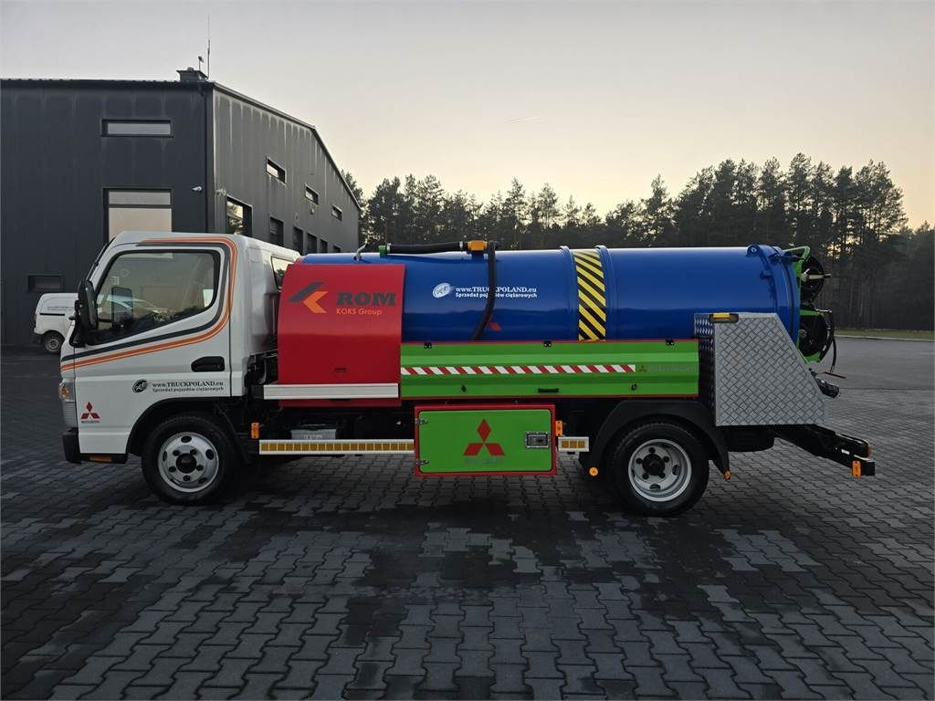 Mitsubishi ROM KOKS SMART COMBI WUKO HOT WATER FOR CLEANING S - Asenizācijas mašīna: foto 4 Mitsubishi ROM KOKS SMART COMBI WUKO HOT WATER FOR CLEANING S - Asenizācijas mašīna: foto 4