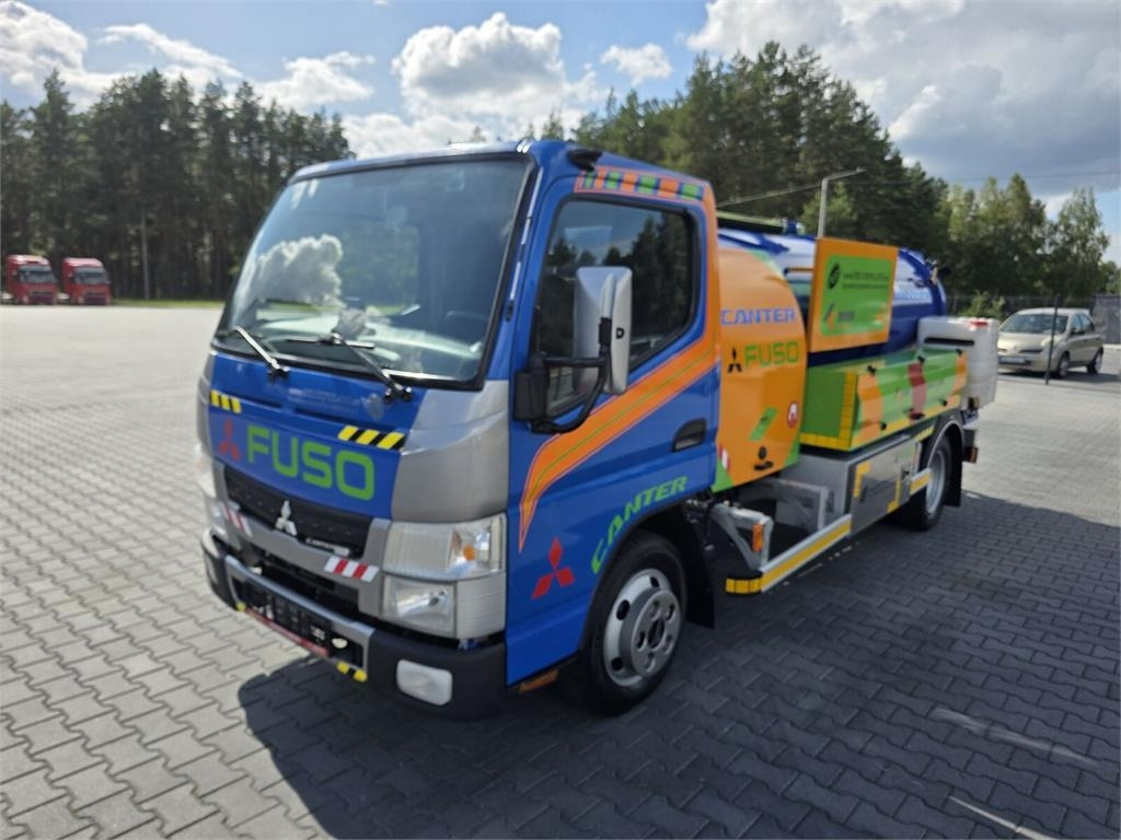 Mitsubishi ROM KOKS SMART COMBI WUKO HOT WATER FOR CLEANING S - Asenizācijas mašīna: foto 3 Mitsubishi ROM KOKS SMART COMBI WUKO HOT WATER FOR CLEANING S - Asenizācijas mašīna: foto 3
