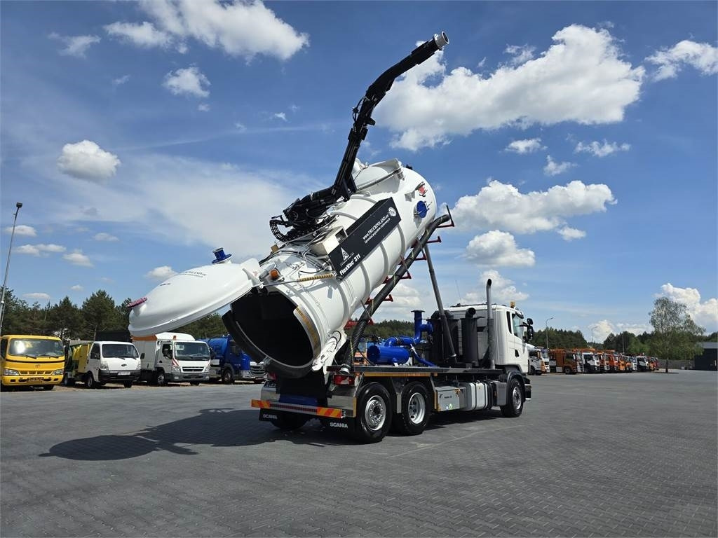 Scania Saugbagger Larsen FlexVac 311 Vacuum suction loade - Ekskavators: foto 1 Scania Saugbagger Larsen FlexVac 311 Vacuum suction loade - Ekskavators: foto 1