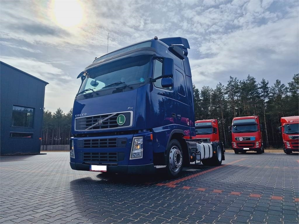 Volvo FH 13 440 - Vilcējs: foto 1 Volvo FH 13 440 - Vilcējs: foto 1