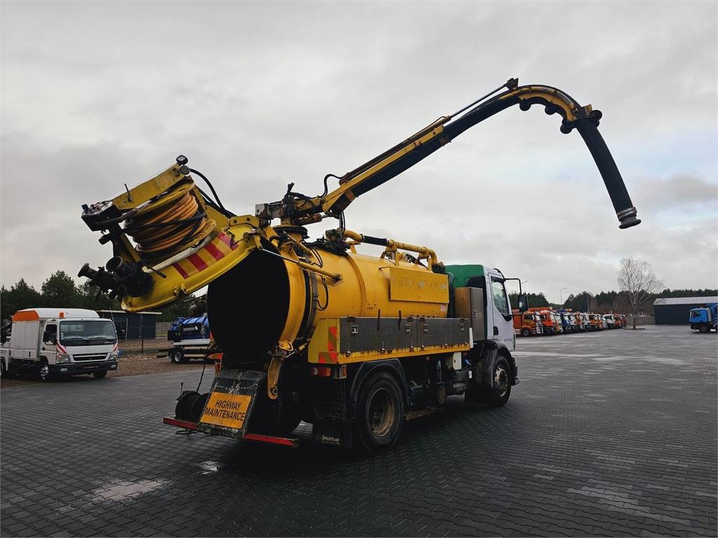 Asenizācijas mašīna Volvo FULLER TANKERS 2008 WUKO for collecting liquid was: foto 24 Asenizācijas mašīna Volvo FULLER TANKERS 2008 WUKO for collecting liquid was: foto 24