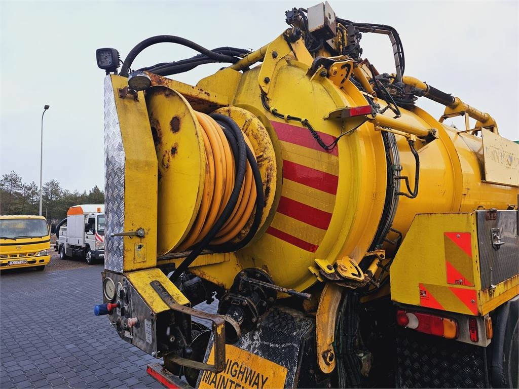 Asenizācijas mašīna Volvo FULLER TANKERS 2008 WUKO for collecting liquid was: foto 16 Asenizācijas mašīna Volvo FULLER TANKERS 2008 WUKO for collecting liquid was: foto 16