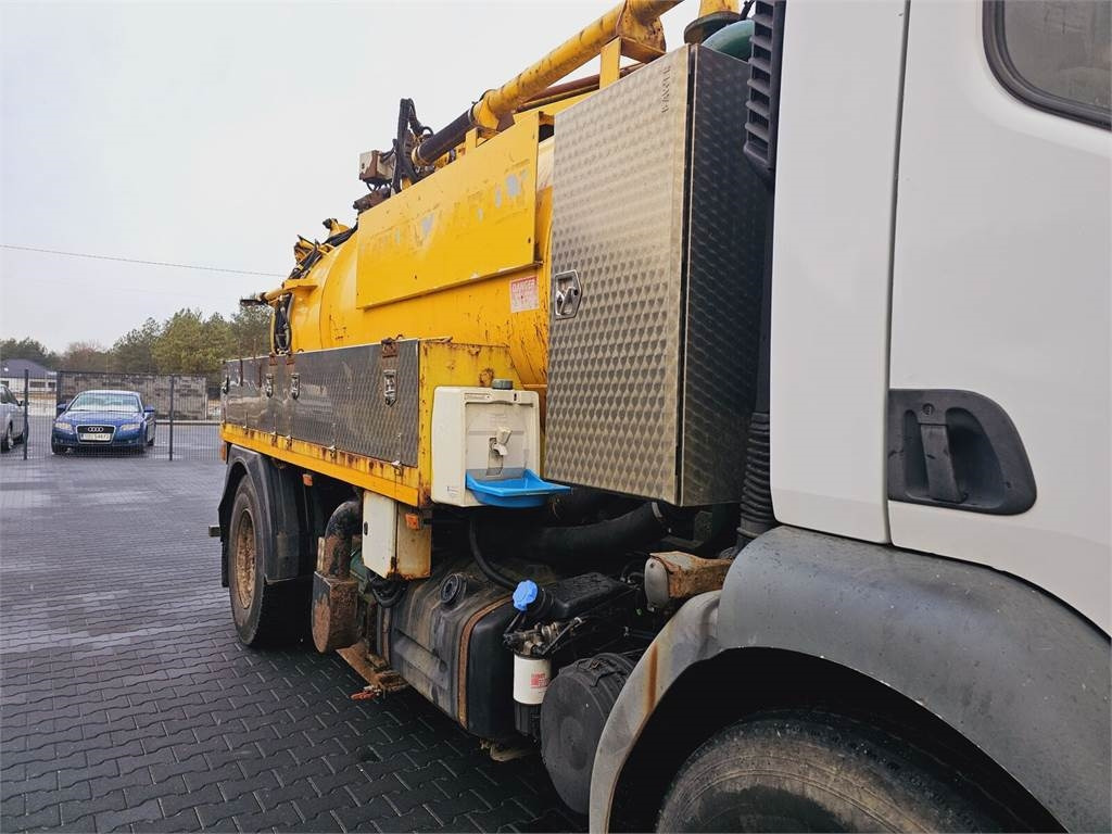 Asenizācijas mašīna Volvo FULLER TANKERS 2008 WUKO for collecting liquid was: foto 8 Asenizācijas mašīna Volvo FULLER TANKERS 2008 WUKO for collecting liquid was: foto 8