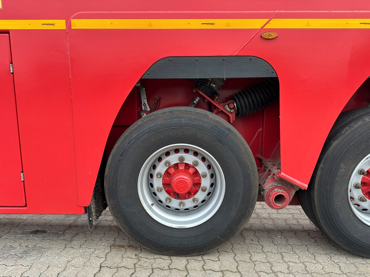 Faymonville 3 achs innenlader - Puspiekabe zema profila platforma: foto 4 Faymonville 3 achs innenlader - Puspiekabe zema profila platforma: foto 4