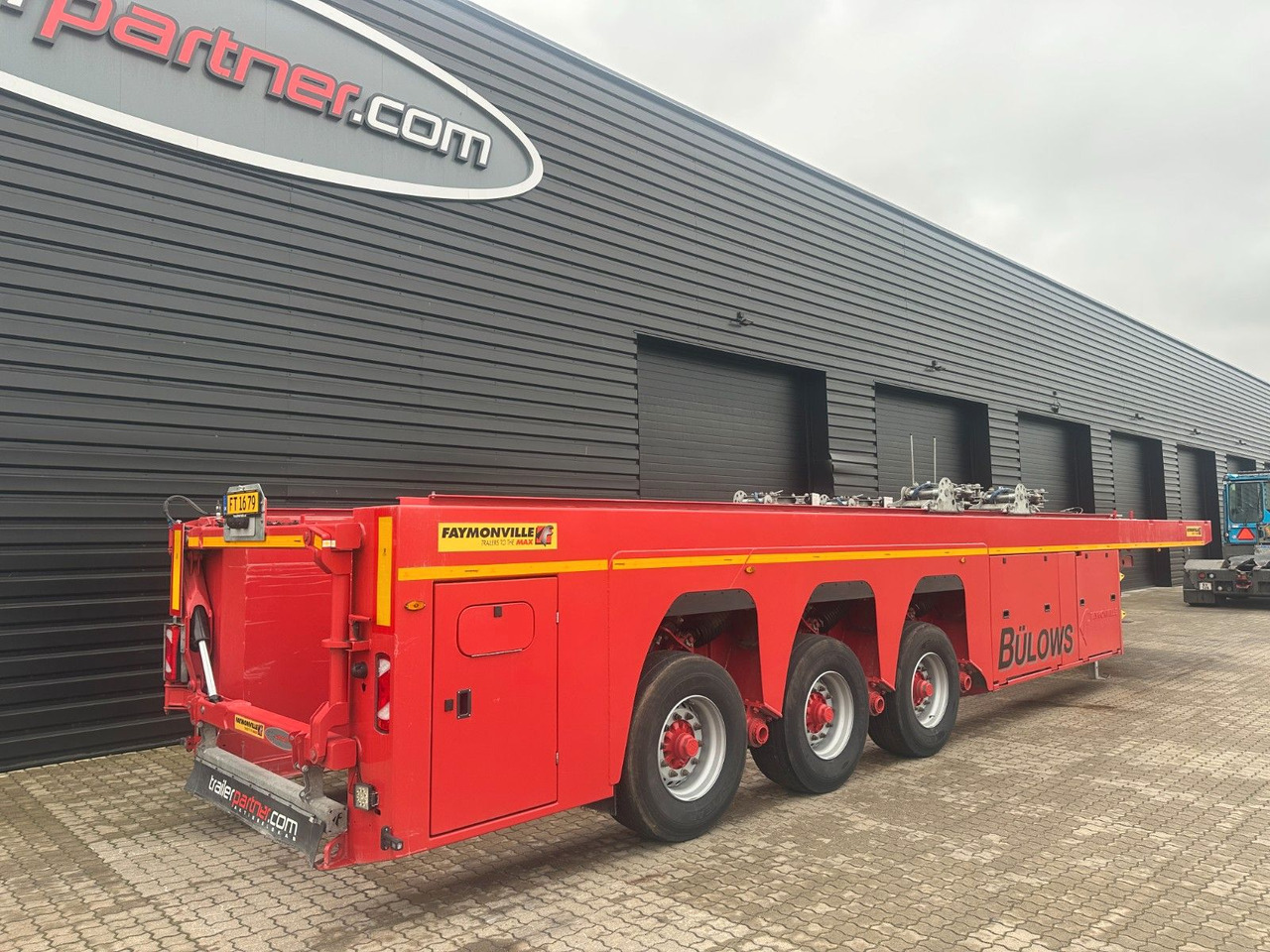 Faymonville 3 achs innenlader - Puspiekabe zema profila platforma: foto 2 Faymonville 3 achs innenlader - Puspiekabe zema profila platforma: foto 2