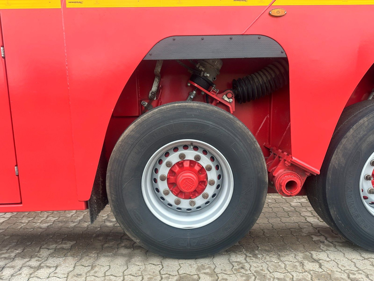 Faymonville 3 achs innenlader - Puspiekabe zema profila platforma: foto 5 Faymonville 3 achs innenlader - Puspiekabe zema profila platforma: foto 5