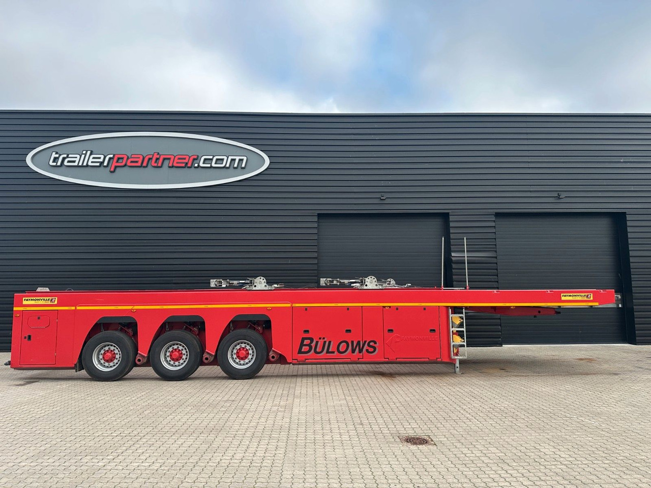 Faymonville 3 achs innenlader - Puspiekabe zema profila platforma: foto 1 Faymonville 3 achs innenlader - Puspiekabe zema profila platforma: foto 1