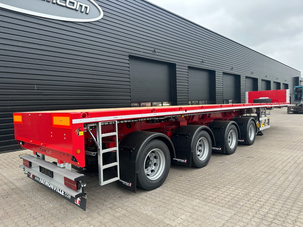 Faymonville 4 achs Telemax AAA / 36.000 mm - Puspiekabe zema profila platforma: foto 3 Faymonville 4 achs Telemax AAA / 36.000 mm - Puspiekabe zema profila platforma: foto 3