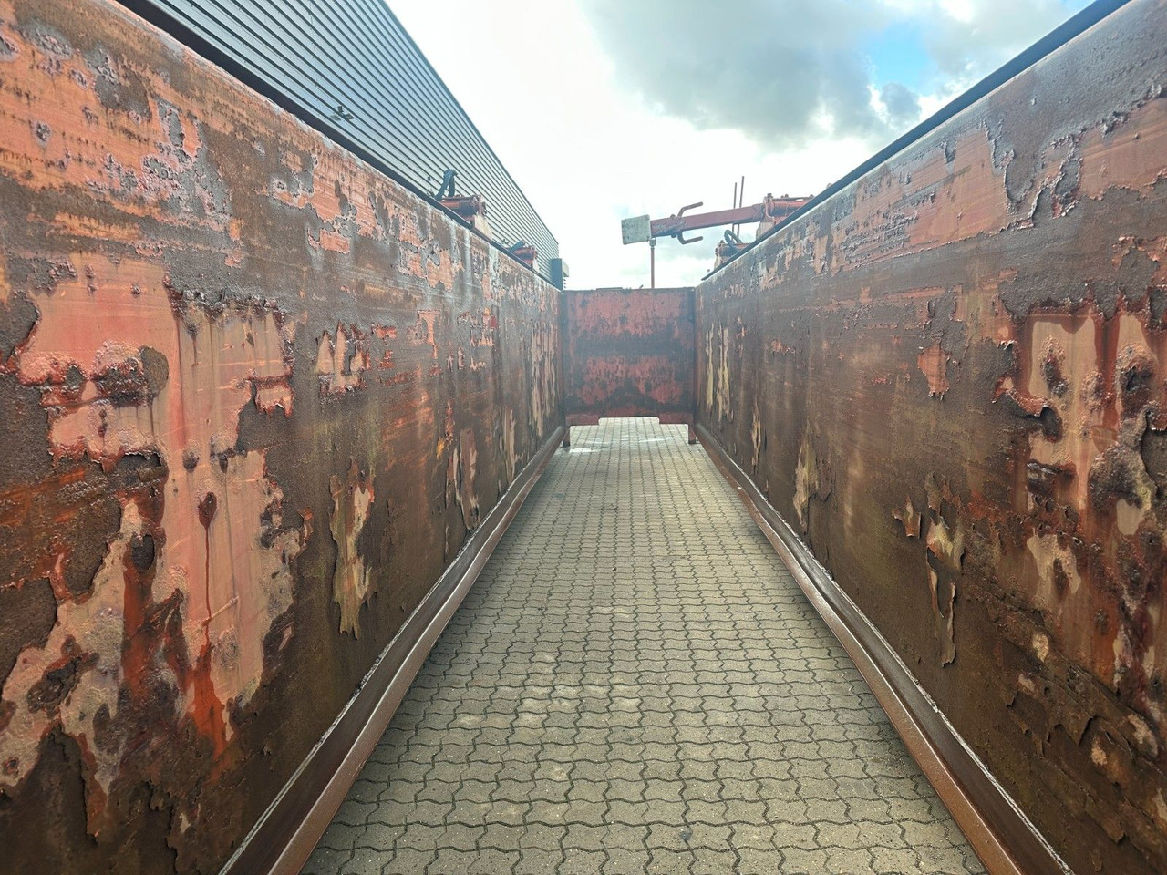 Faymonville Prefamax 3 achs inndenlader - Puspiekabe zema profila platforma: foto 3 Faymonville Prefamax 3 achs inndenlader - Puspiekabe zema profila platforma: foto 3