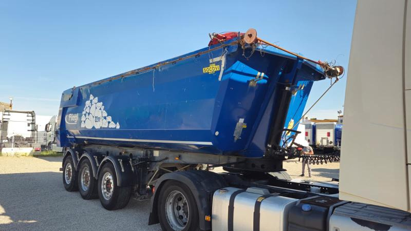 Fliegl FLT 33 - Puspiekabe pašizgāzējs: foto 4 Fliegl FLT 33 - Puspiekabe pašizgāzējs: foto 4