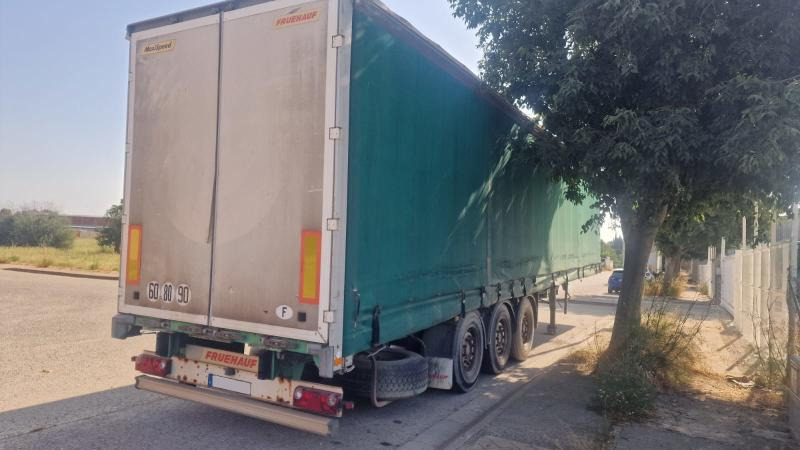 Fruehauf TX 34 CS - Tenta puspiekabe: foto 4 Fruehauf TX 34 CS - Tenta puspiekabe: foto 4