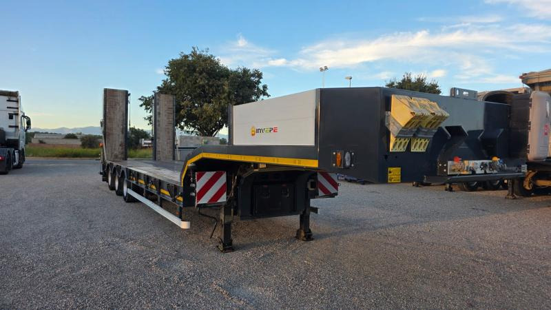 INVEPE-JOLUSO SR329 CNN600 - Puspiekabe zema profila platforma: foto 3 INVEPE-JOLUSO SR329 CNN600 - Puspiekabe zema profila platforma: foto 3