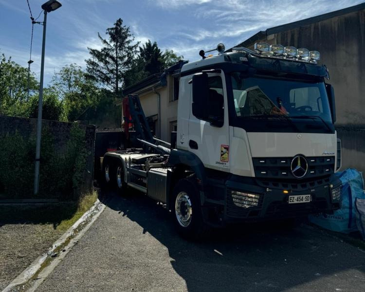 Mercedes Arocs 2640 - Pacēlājs ar āķi: foto 4 Mercedes Arocs 2640 - Pacēlājs ar āķi: foto 4