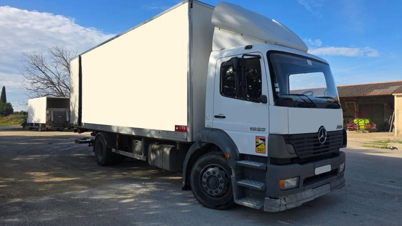 Mercedes Atego 1823 - Kravas automašīna refrižerators: foto 1 Mercedes Atego 1823 - Kravas automašīna refrižerators: foto 1
