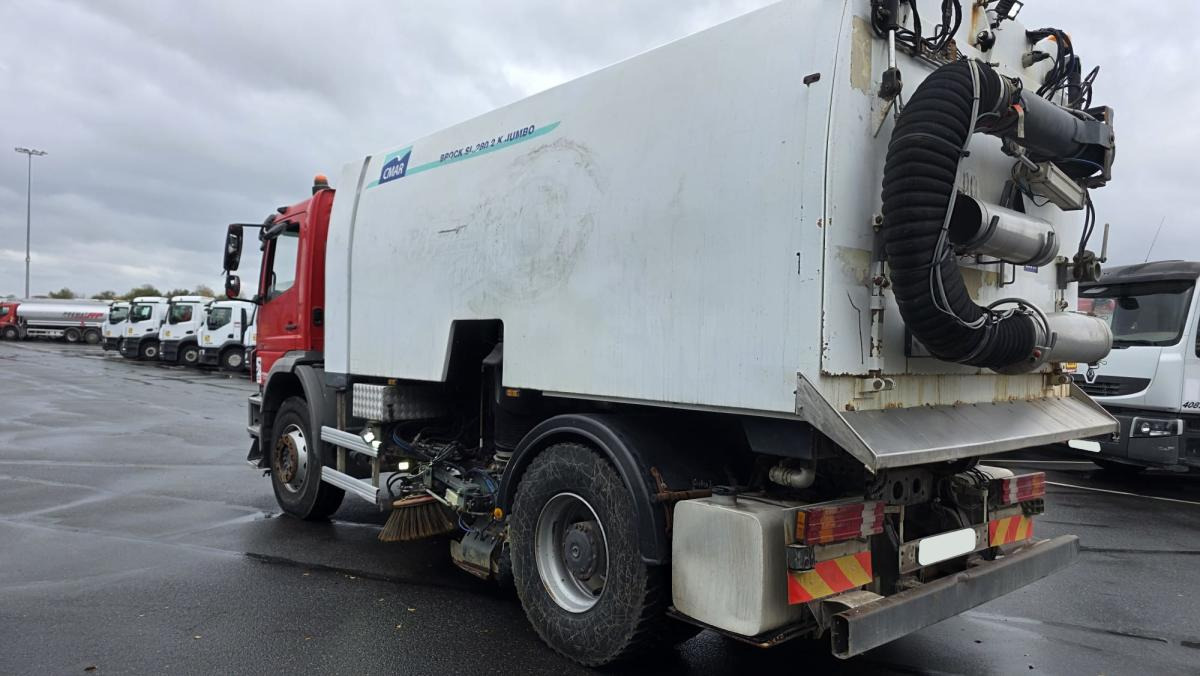 Mercedes Axor 1829 KO - Ielu tīrīšanas mašīna: foto 5 Mercedes Axor 1829 KO - Ielu tīrīšanas mašīna: foto 5