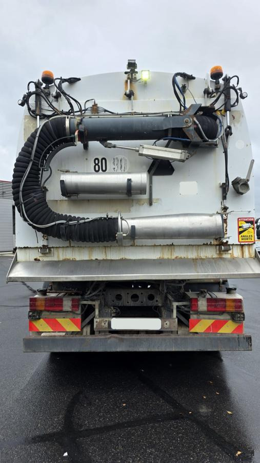 Mercedes Axor 1829 KO - Ielu tīrīšanas mašīna: foto 2 Mercedes Axor 1829 KO - Ielu tīrīšanas mašīna: foto 2