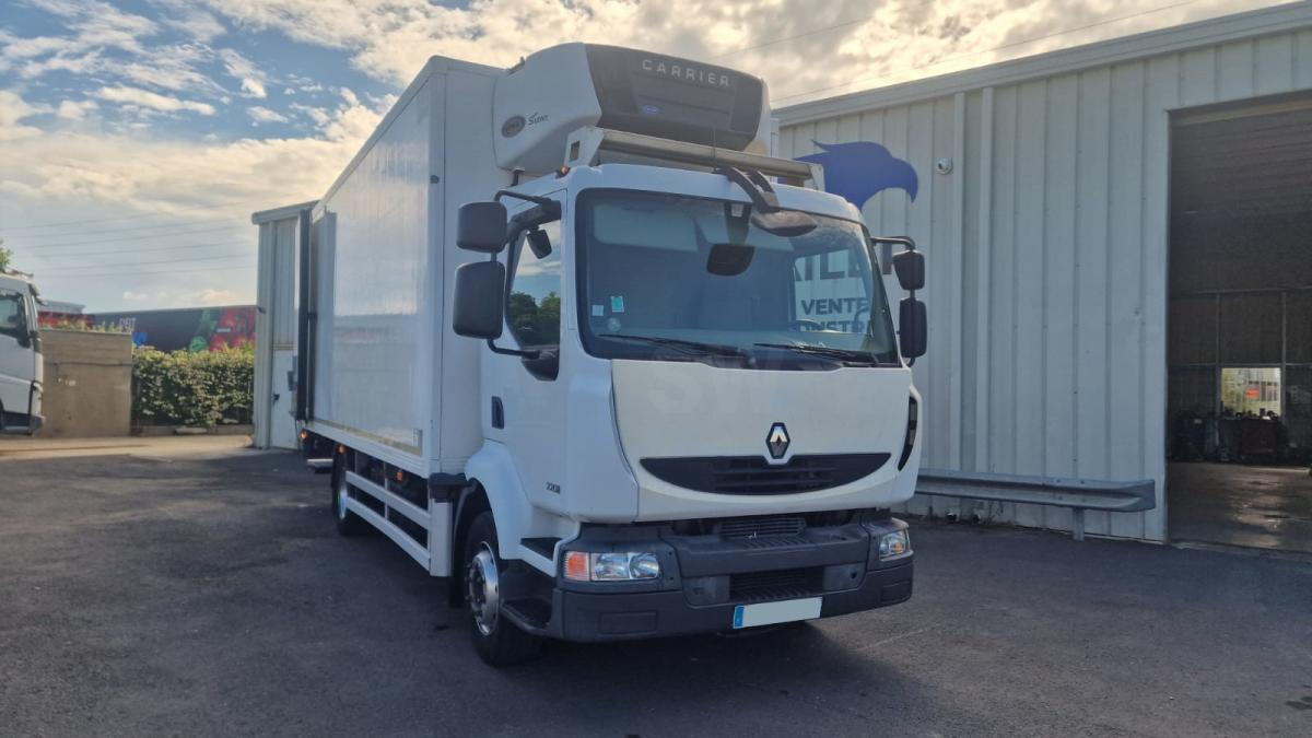 Renault Midlum 220 DXI - Kravas automašīna refrižerators: foto 1 Renault Midlum 220 DXI - Kravas automašīna refrižerators: foto 1