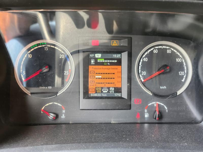 Kokvedējs, Kravas auto ar manipulatoru Scania R R 580: foto 13
