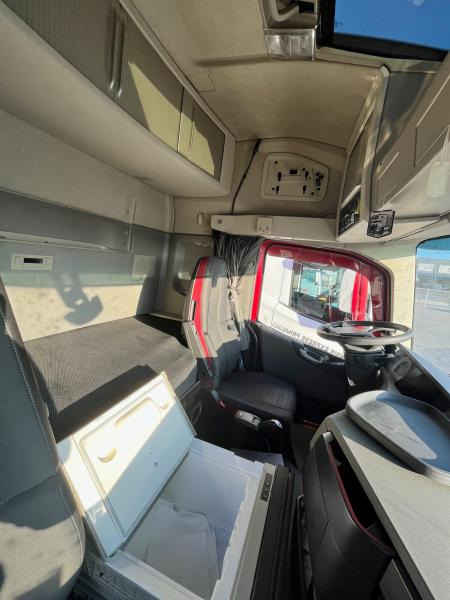 Vilcējs Volvo FH 460: foto 11 Vilcējs Volvo FH 460: foto 11