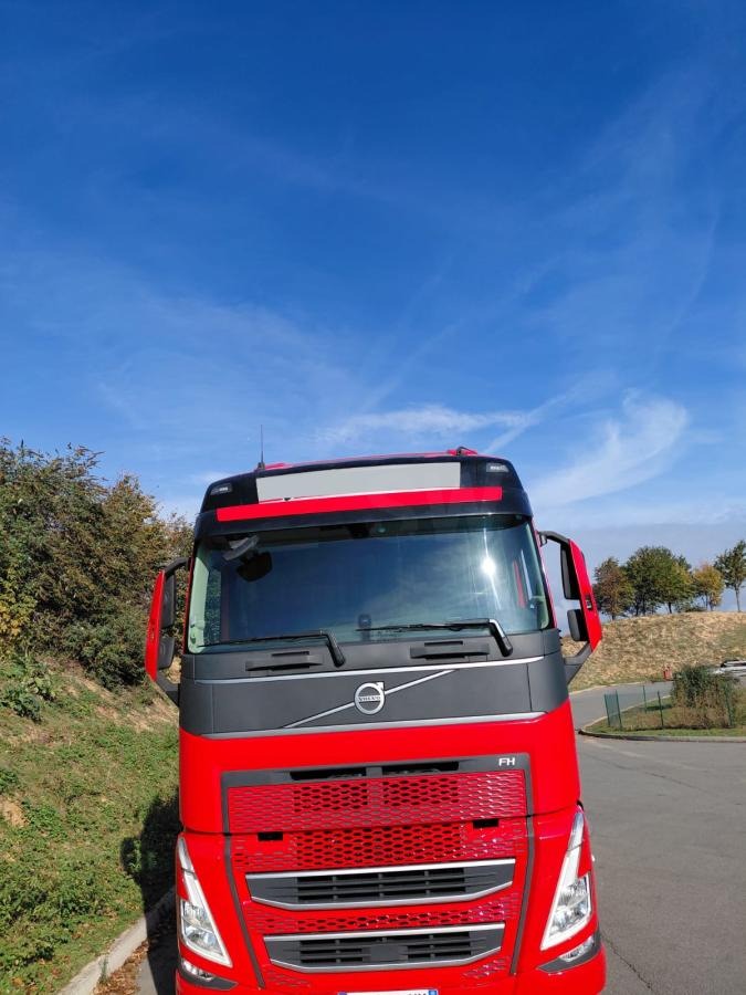 Volvo FH 500 - Vilcējs: foto 2 Volvo FH 500 - Vilcējs: foto 2