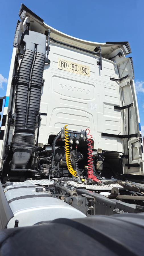 Volvo FH 500 Globetrotter - Vilcējs: foto 5 Volvo FH 500 Globetrotter - Vilcējs: foto 5