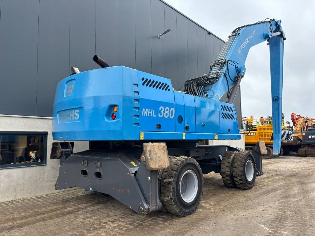 Atkritumu iekrāvējs Fuchs MHL 380 -- only 6650 real working hours: foto 15