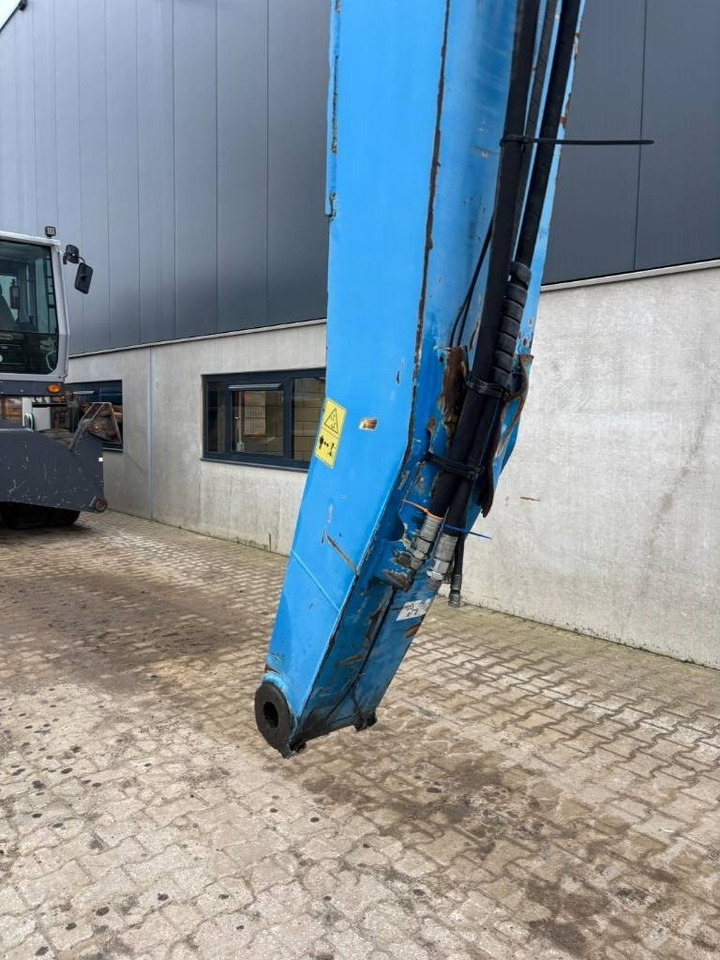 Atkritumu iekrāvējs Fuchs MHL 380 -- only 6650 real working hours: foto 9