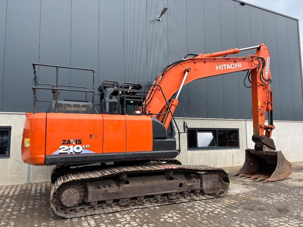Hitachi ZX 210 LC-6 - Kāpurķēžu ekskavators: foto 5 Hitachi ZX 210 LC-6 - Kāpurķēžu ekskavators: foto 5