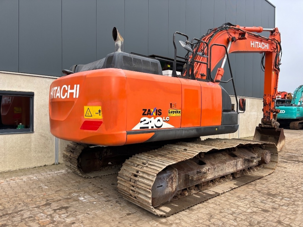 Hitachi ZX 210 LC-6 - ZX210LC - Kāpurķēžu ekskavators: foto 5 Hitachi ZX 210 LC-6 - ZX210LC - Kāpurķēžu ekskavators: foto 5