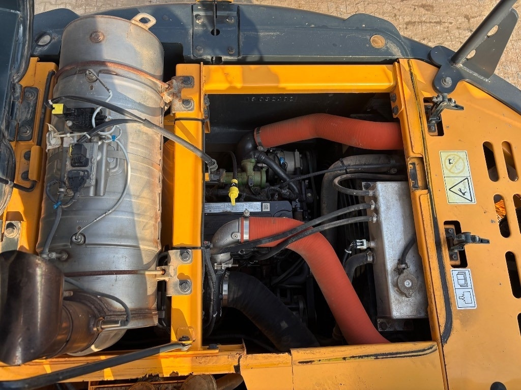 Kāpurķēžu ekskavators Hyundai HX 235 LCR - HX 220 - HX235LCR: foto 24