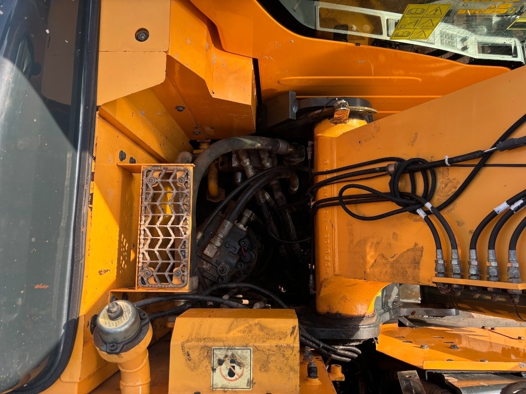 Kāpurķēžu ekskavators Hyundai HX 235 LCR - HX 220 - HX235LCR: foto 30