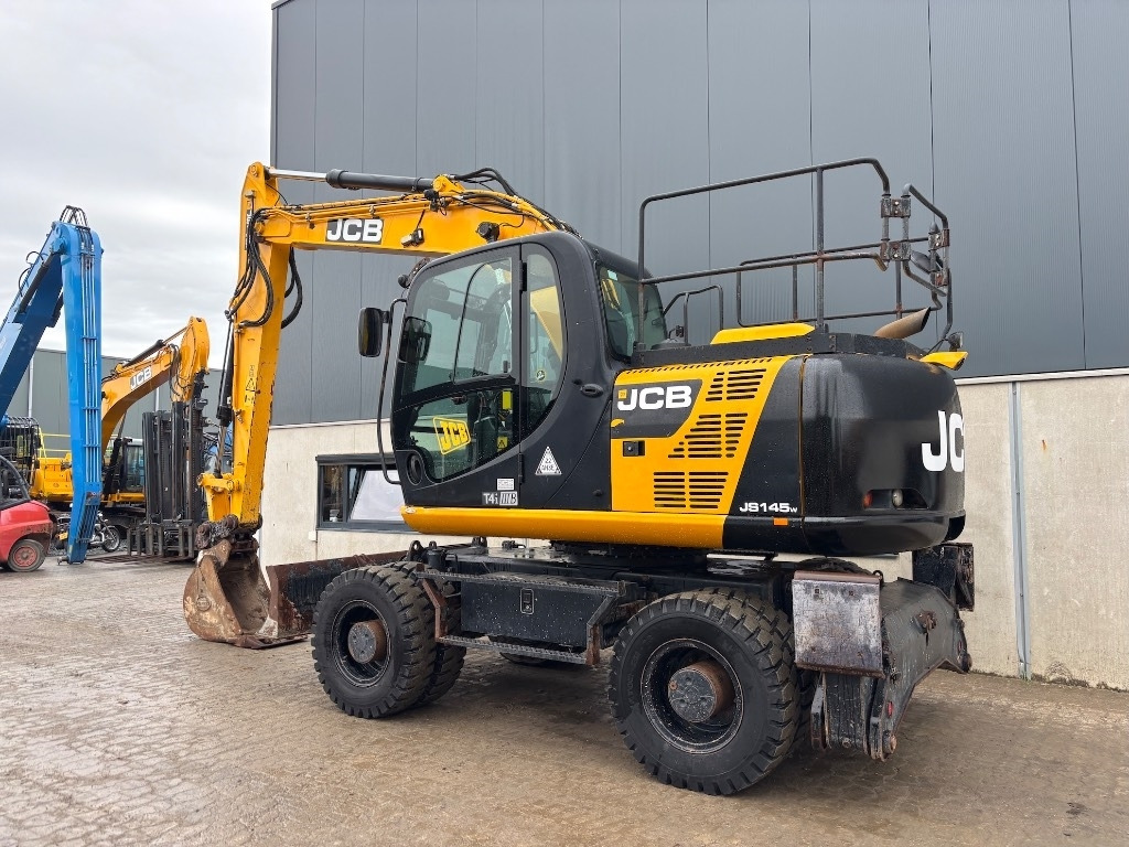 JCB JS 145 W - 160 W - Riteņu ekskavators: foto 3 JCB JS 145 W - 160 W - Riteņu ekskavators: foto 3