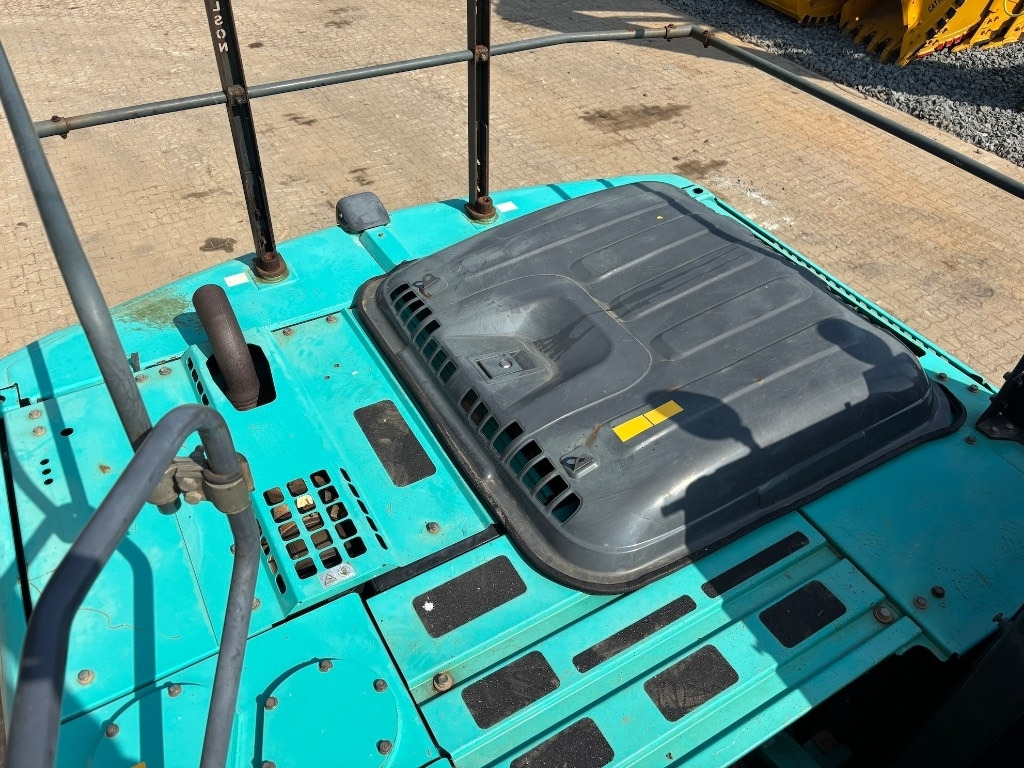 Kāpurķēžu ekskavators Kobelco SK 210 LC-9 - SK210 - SK 210: foto 31