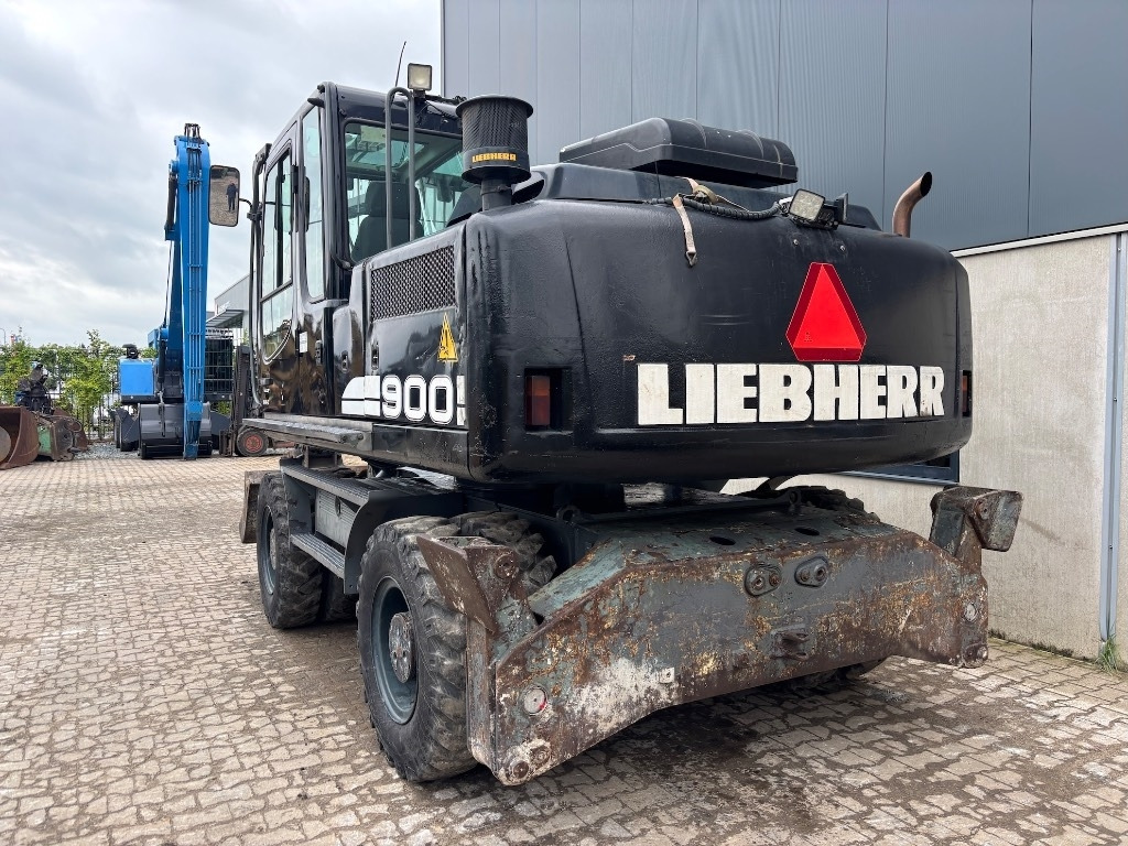 Liebherr A 900 C - A900 - A 904 C - Riteņu ekskavators: foto 4 Liebherr A 900 C - A900 - A 904 C - Riteņu ekskavators: foto 4