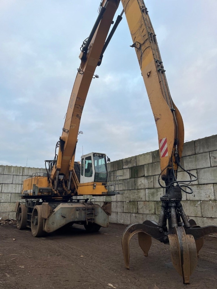 Liebherr A 954 B HD - Atkritumu iekrāvējs: foto 1 Liebherr A 954 B HD - Atkritumu iekrāvējs: foto 1