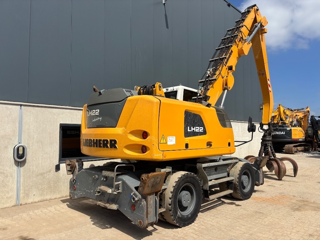 Liebherr LH 22 -- LH22 -- LH 24 - Atkritumu iekrāvējs: foto 5 Liebherr LH 22 -- LH22 -- LH 24 - Atkritumu iekrāvējs: foto 5