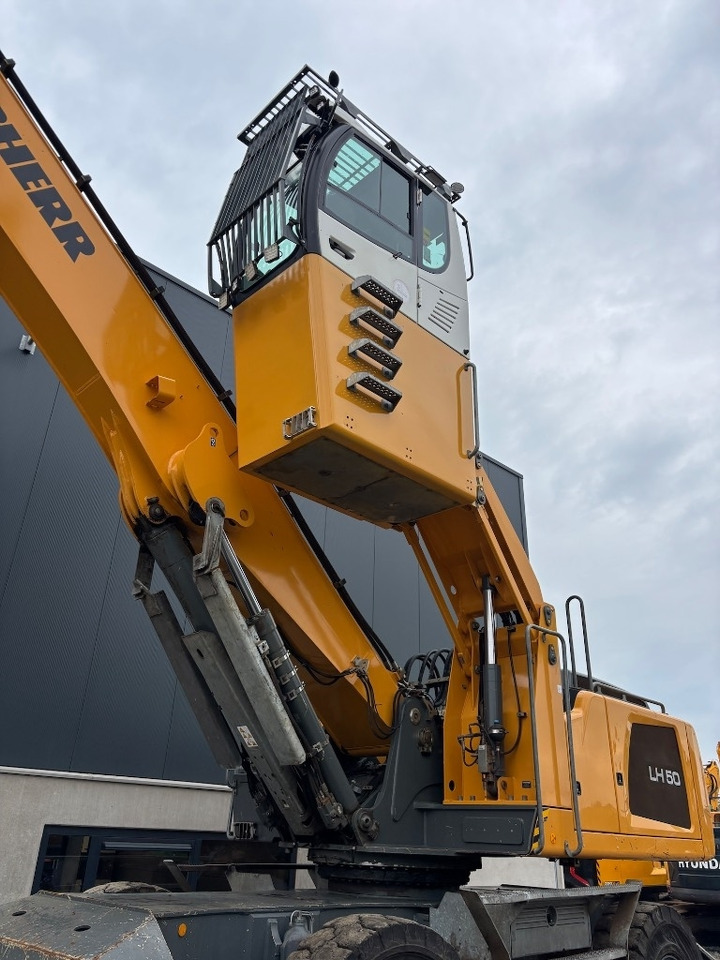 Atkritumu iekrāvējs Liebherr LH 50 M: foto 17