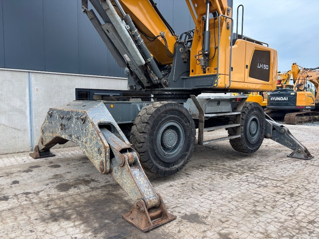 Atkritumu iekrāvējs Liebherr LH 50 M: foto 15