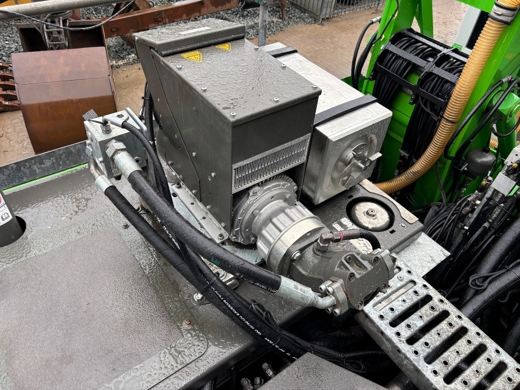 Atkritumu iekrāvējs Sennebogen 835 M - 835 E - 835E - 835M: foto 34 Atkritumu iekrāvējs Sennebogen 835 M - 835 E - 835E - 835M: foto 34